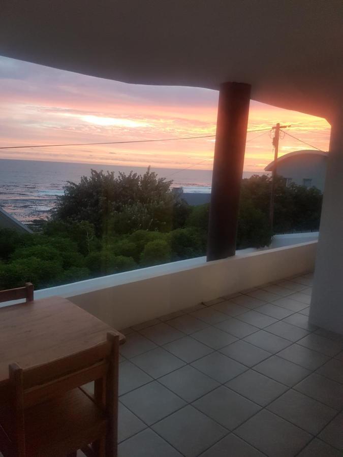 Beaumonte Guesthouse Hermanus Esterno foto