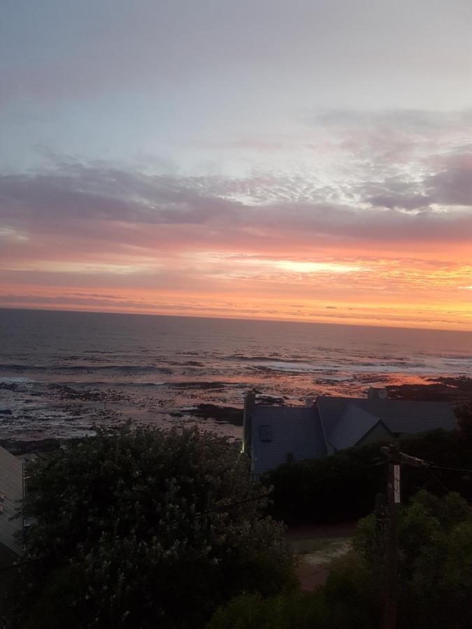 Beaumonte Guesthouse Hermanus Esterno foto